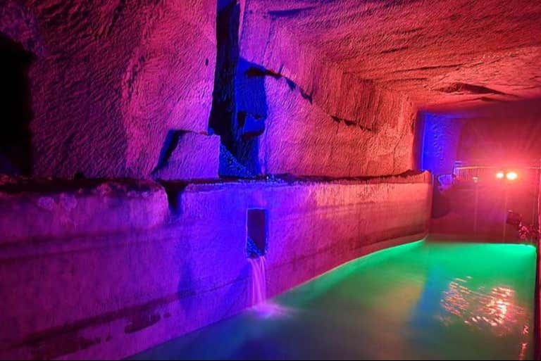 Luci colorate nel Museo dell'Acqua