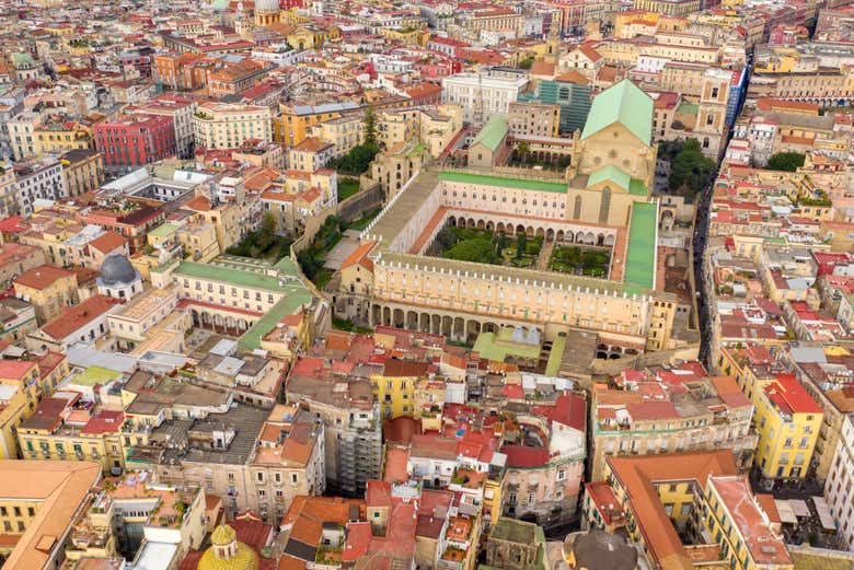 Vista aerea della Basilica di Santa Chiara